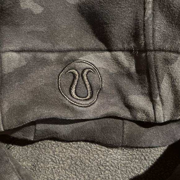 Lululemon Scuba Hoodie - Picture 3 of 4